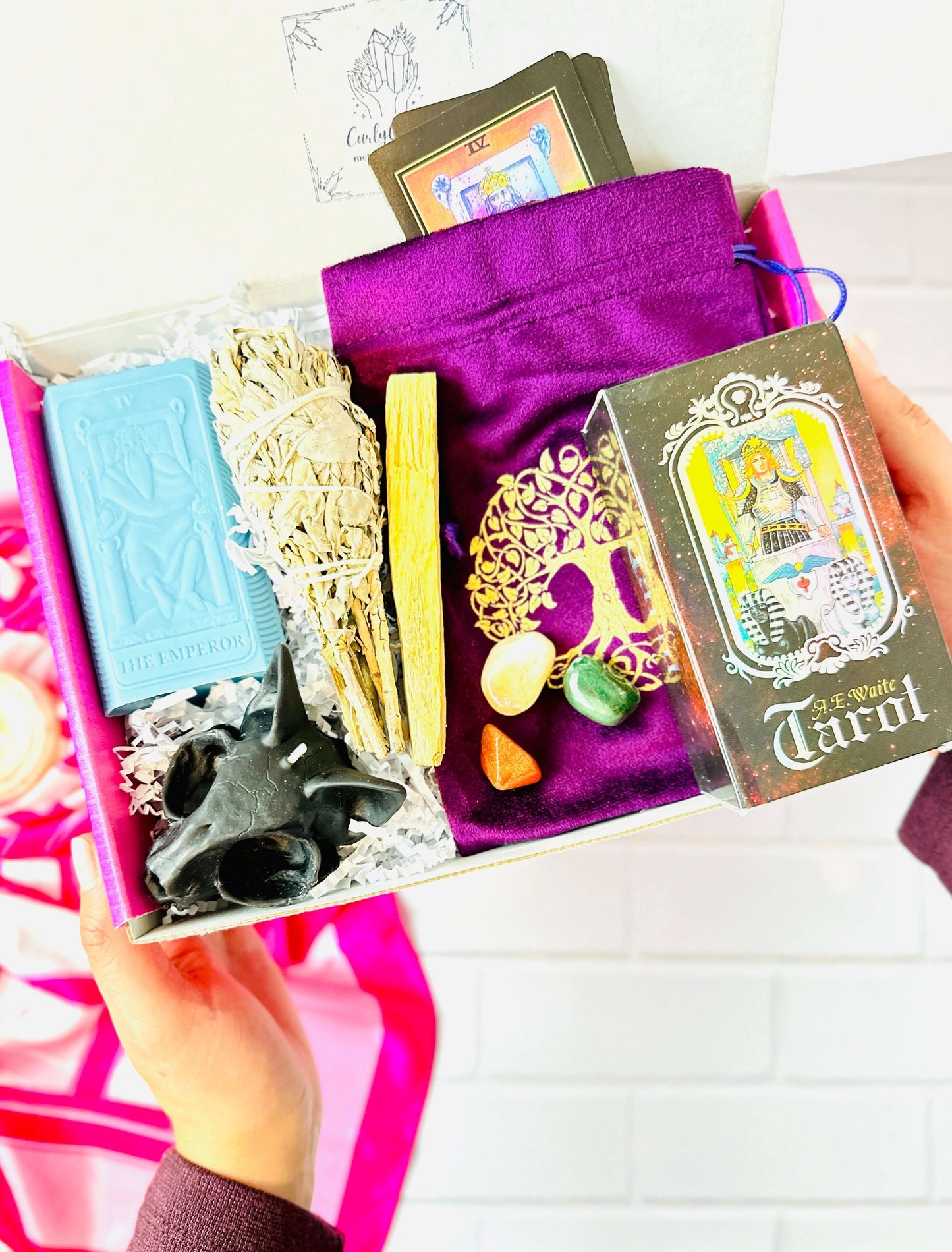 Tarot Card Deck Gift Set with Crystals and Soy Candle | Tarot Cards, Tarot Deck, Crystal Set, Spiritual Gifts