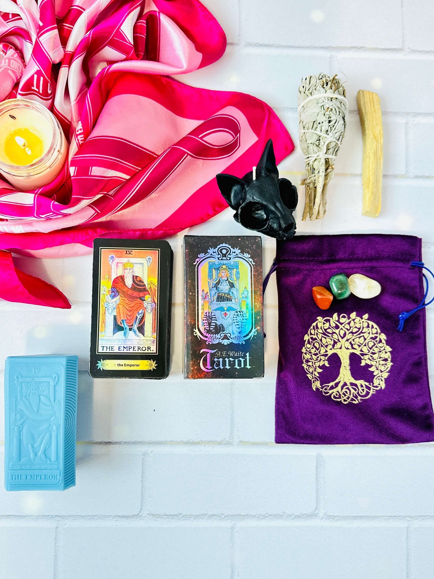 Tarot Card Deck Gift Set with Crystals and Soy Candle | Tarot Cards, Tarot Deck, Crystal Set, Spiritual Gifts