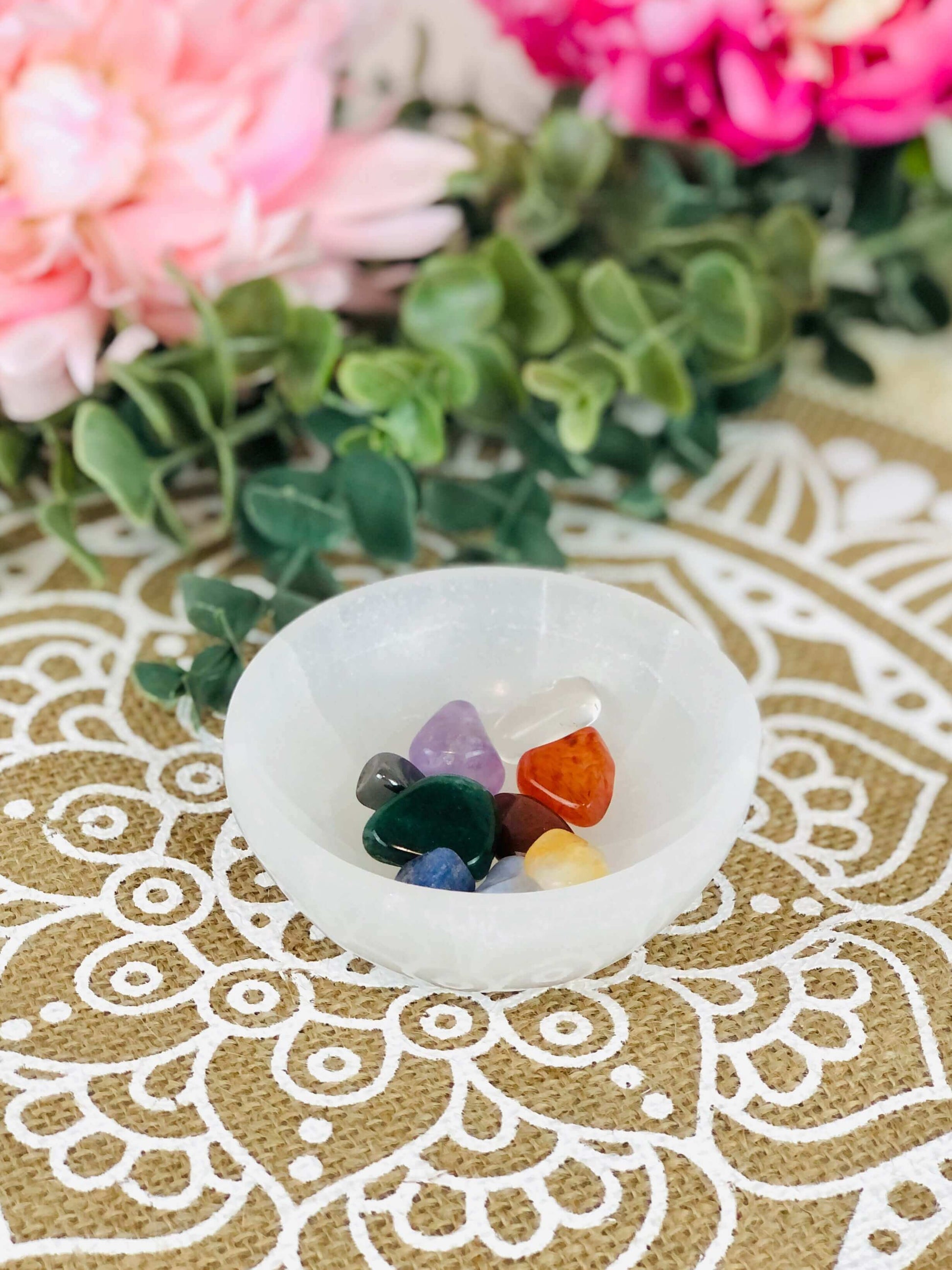 Selenite bowl + 7 chakra stone set