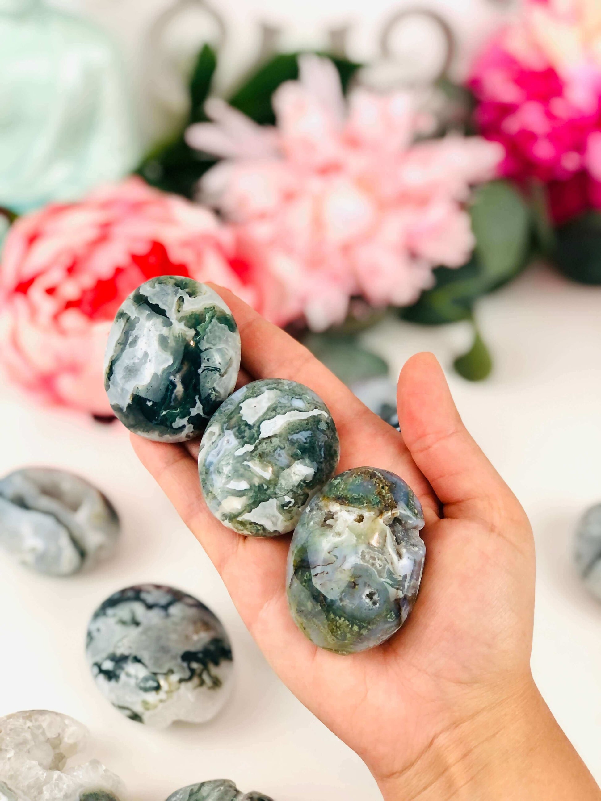 Druzy Moss Agate palm stone