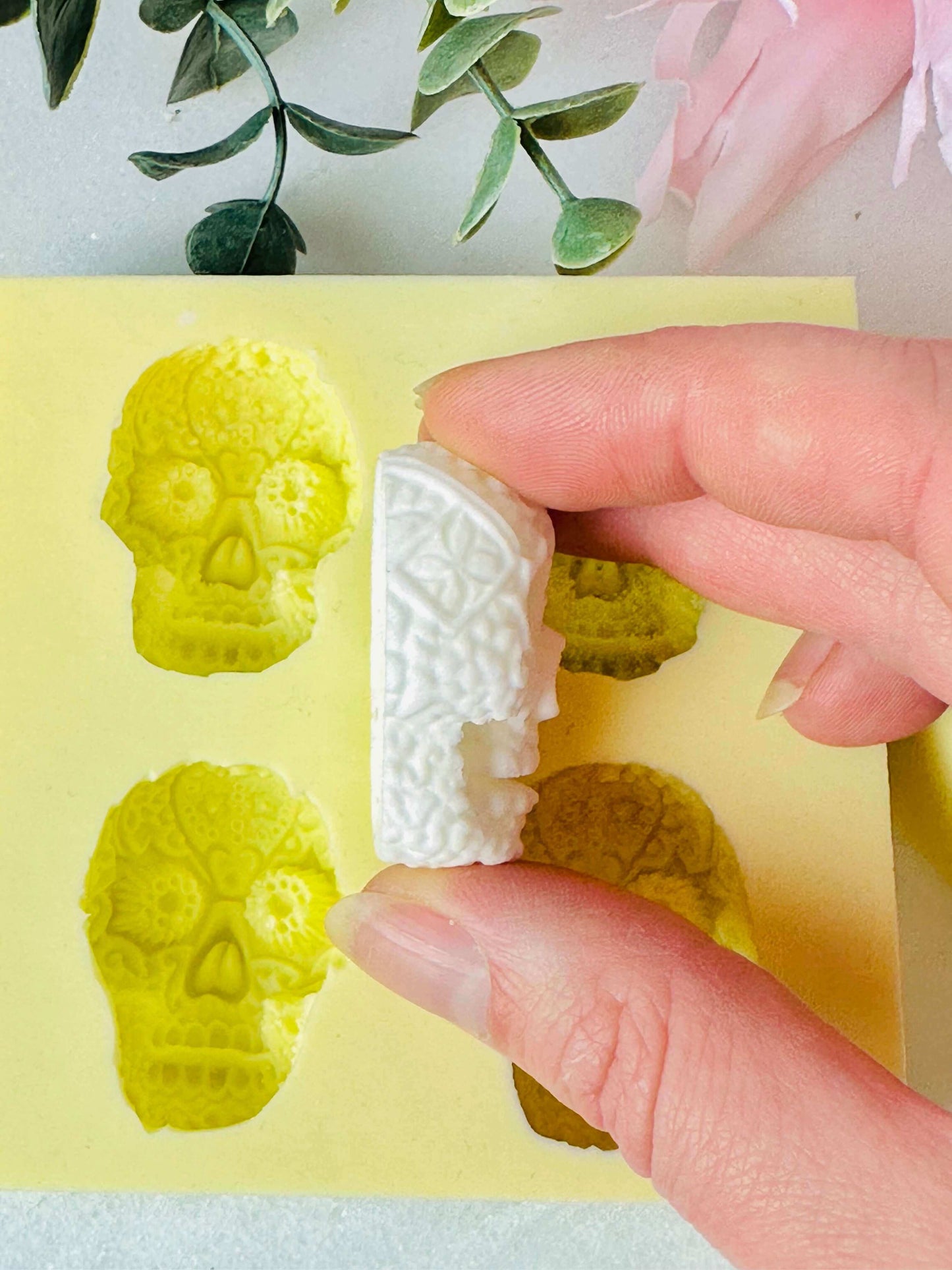 4 Skulls silicone mold
