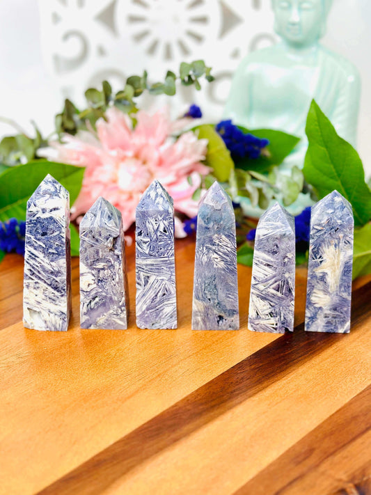 Opalized Fluorite crystal points, Fluorite with Bertrandite