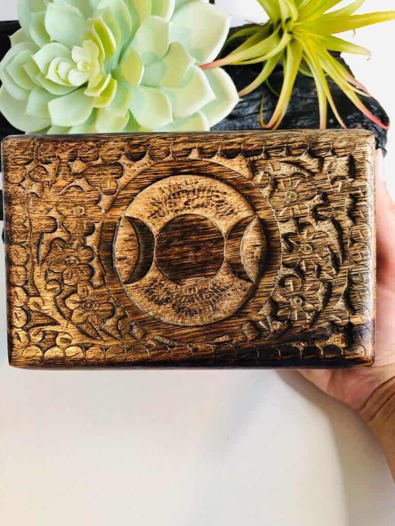 The Triple Moon Goddess wood box / Hand-Carved mangowood gift box / Wicca/ Tarot card box / Crystal storage box / Wood jewelry box /