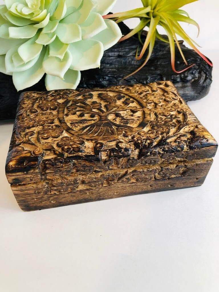 Tree of life - Hand-Carved mango wood gift box