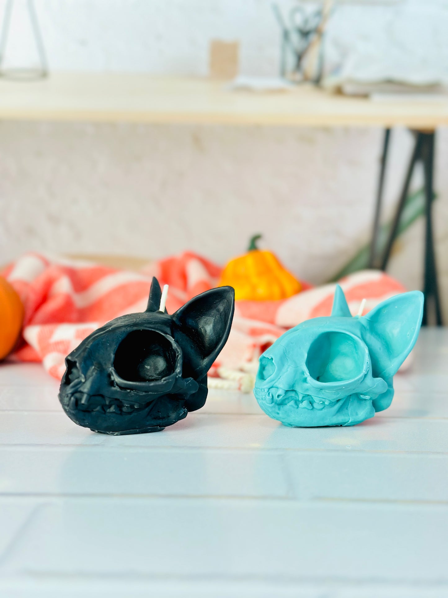 Small Cat skull Silicone Mold - Create Stunning Fox-Shaped Candles