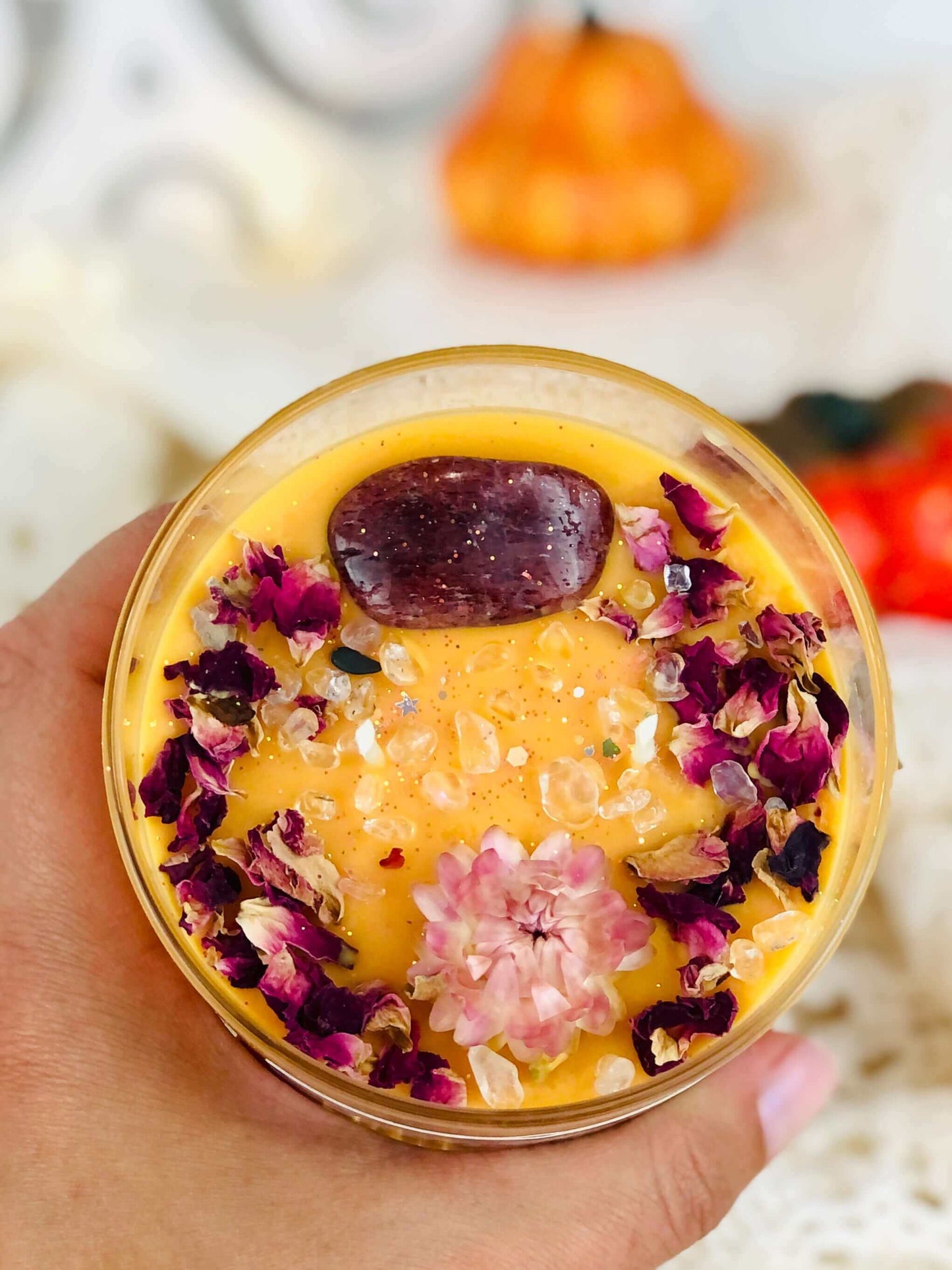 Manifestation crystal candle , Sweater Weather cozy autumn candle