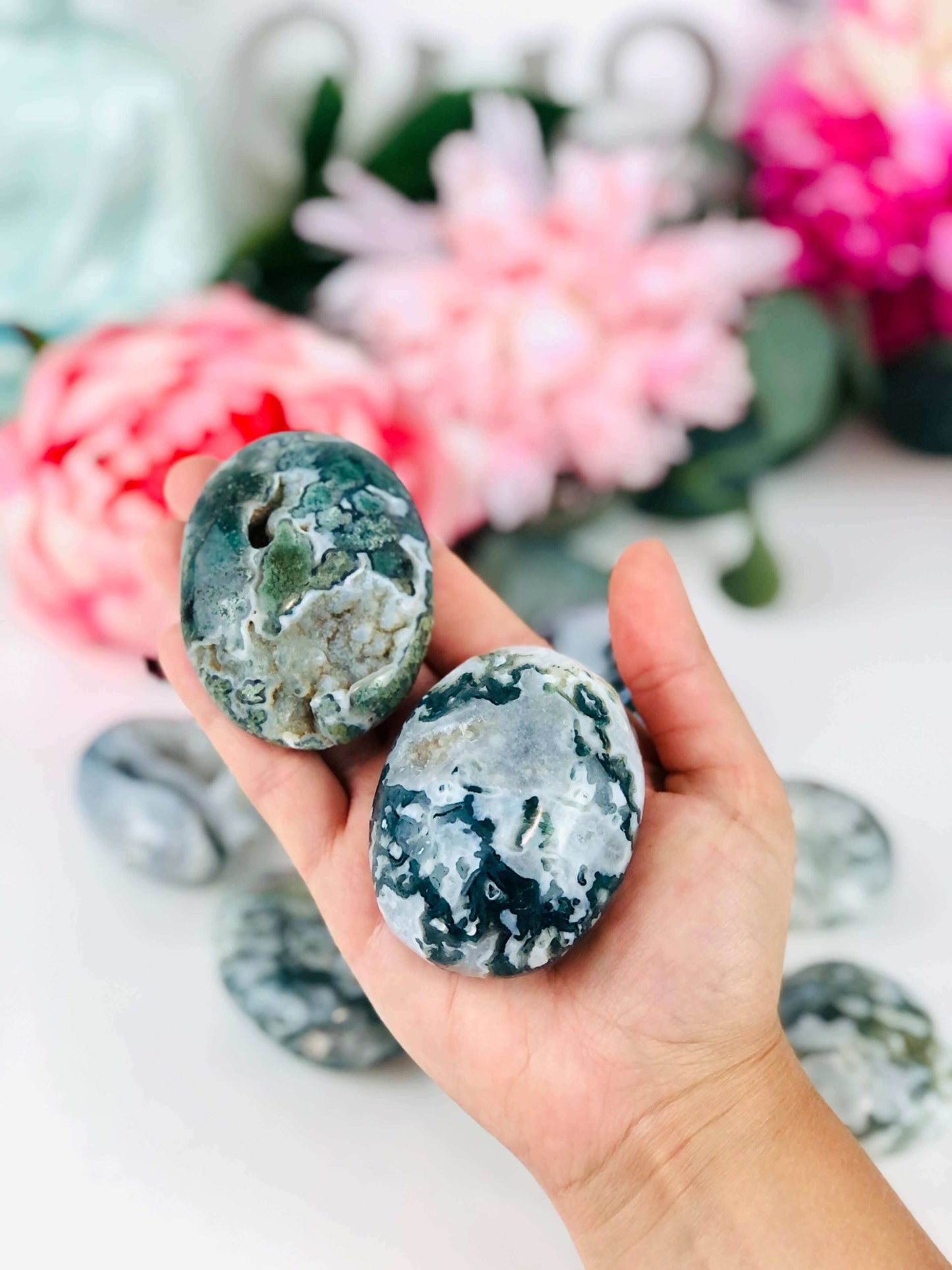 Druzy Moss Agate palm stone