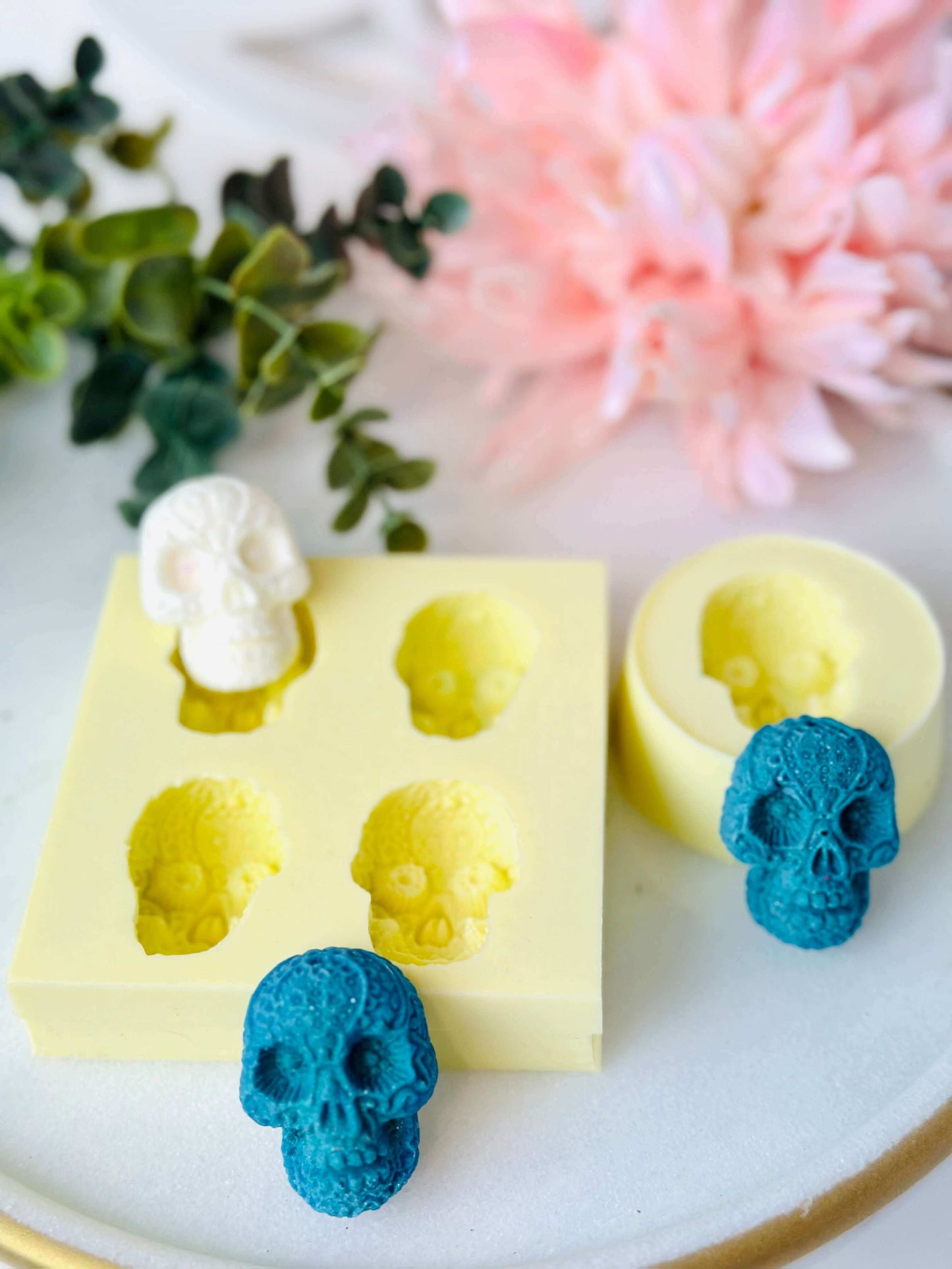 4 Skull silicone mold