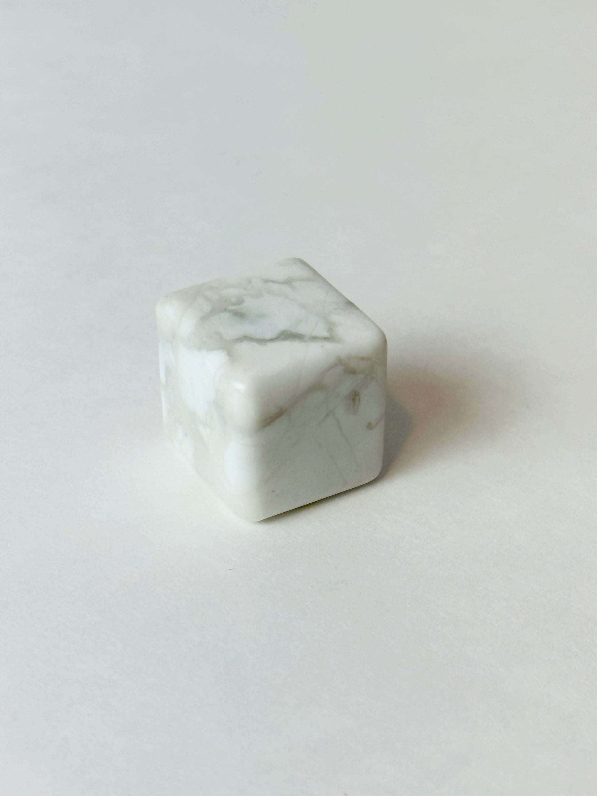 Howlite cube