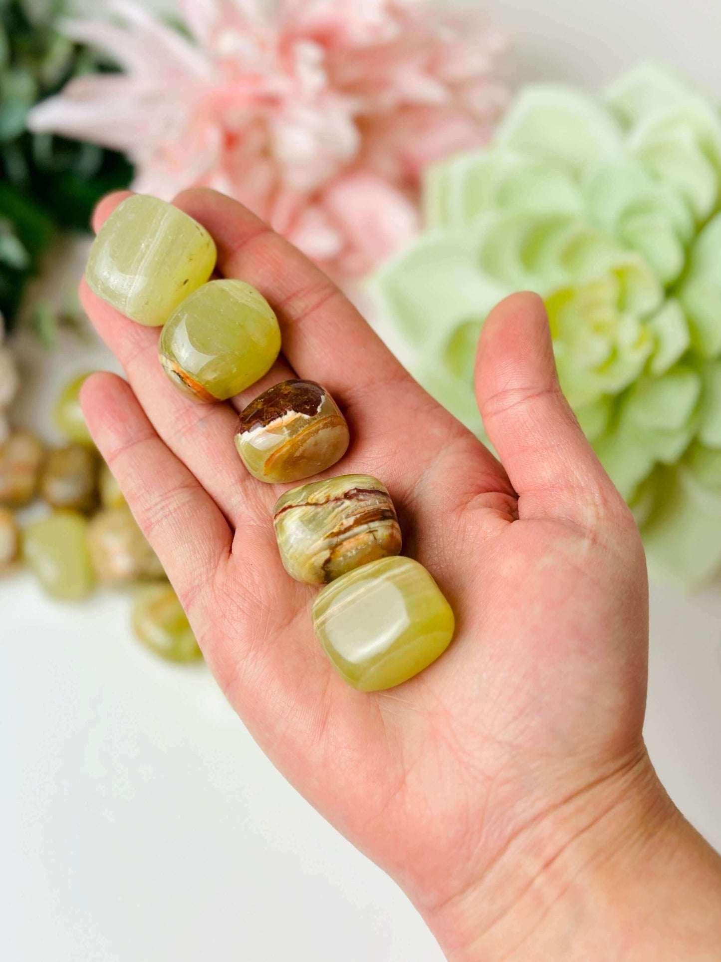 Banded green onyx tumbled crystals