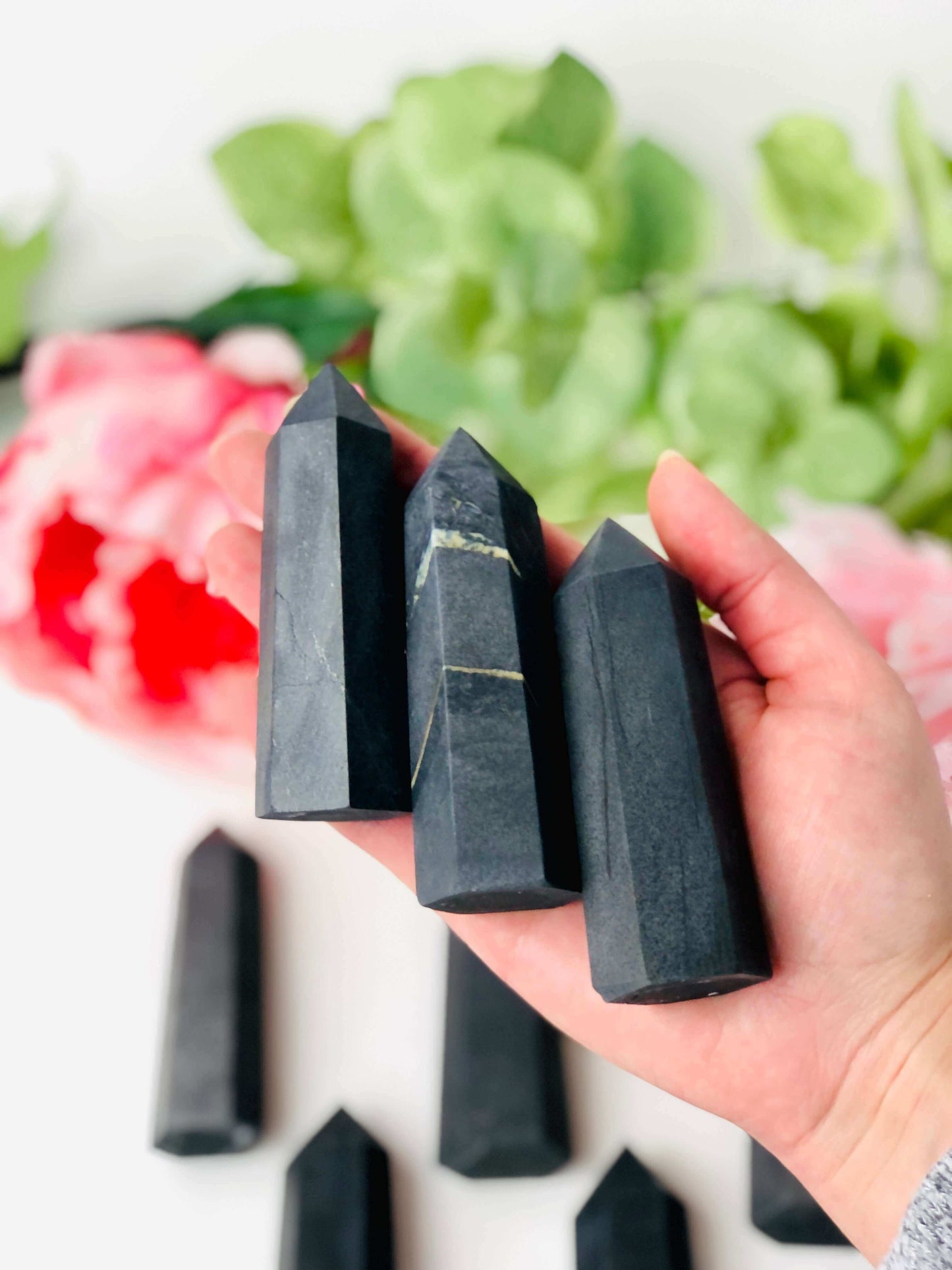 Shungite crystal points