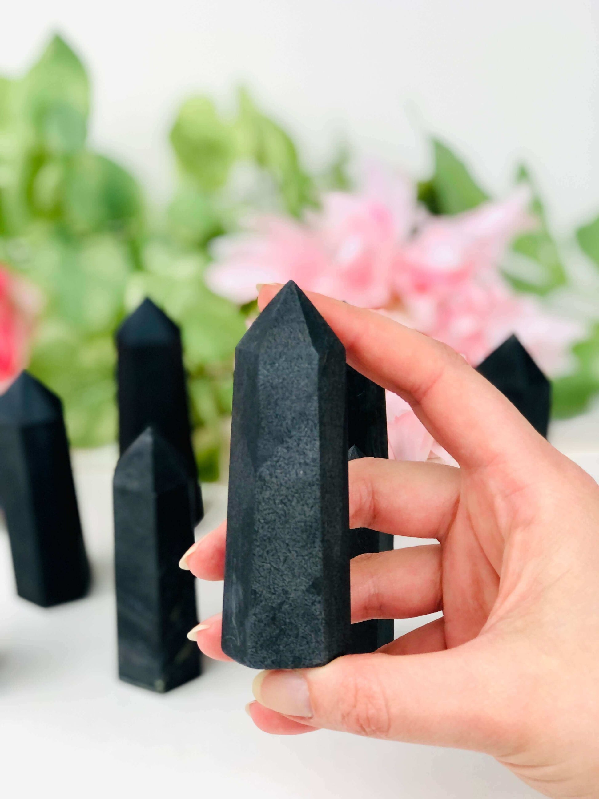 Shungite crystal points