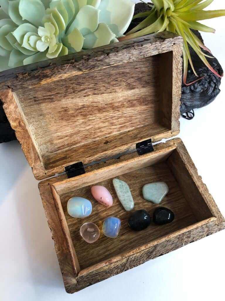 The Triple Moon Goddess wood box / Hand-Carved mangowood gift box / Wicca/ Tarot card box / Crystal storage box / Wood jewelry box /